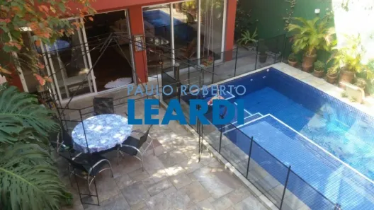 Sobrado com 4 Quartos à venda, 491m² no Jardim das Bandeiras, São Paulo