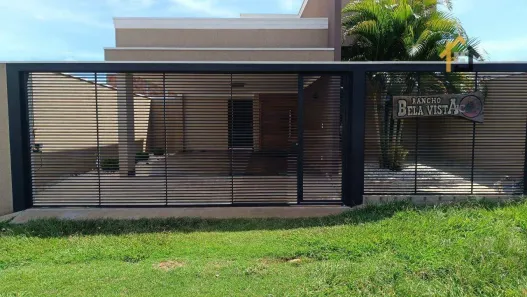 Fazenda/Sítio com 2 Quartos à venda, 220m² no Zona Rural, Mendonça