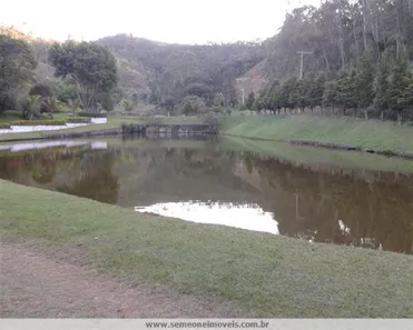 Fazenda/Sítio com 7 Quartos à venda, 600m² no Centro, Nazaré Paulista