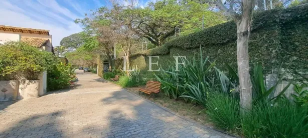 Casa de Condomínio com 3 Quartos à venda, 420m² no Fazenda Morumbi, São Paulo