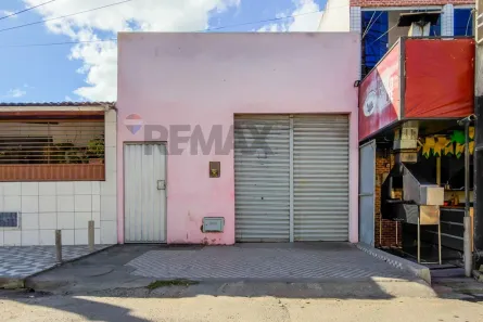 Casa com 1 Quarto à venda, 150m² no Ponto Central, Feira de Santana