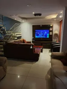 Sobrado com 3 Quartos à venda, 244m² no Parque Renato Maia, Guarulhos