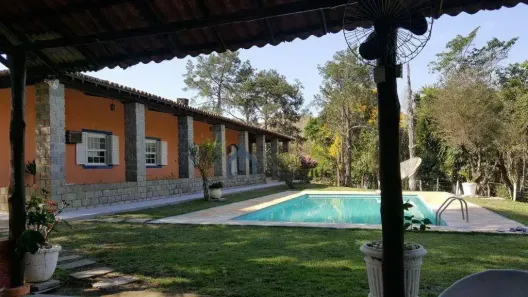 Fazenda/Sítio com 6 Quartos à venda, 1000m² no Vila Pontilhão, Cruzeiro