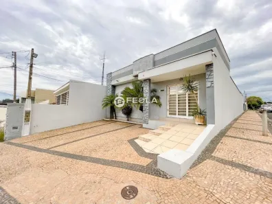 Imóvel Comercial com 3 Quartos à venda, 180m² no Jardim São Domingos, Americana