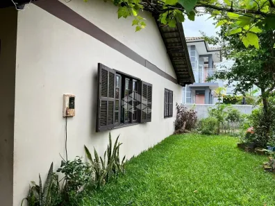 Casa com 8 Quartos à venda, 280m² no Ingleses do Rio Vermelho, Florianópolis