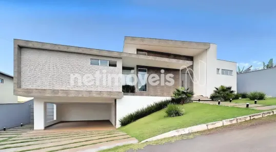 Casa de Condomínio com 4 Quartos à venda, 313m² no Balneário Água Limpa, Nova Lima