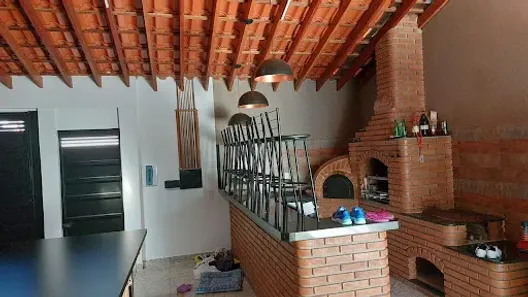 Casa com 4 Quartos à venda, 195m² no Conjunto Habitacional Presidente Eurico Gaspar Dutra, Bauru