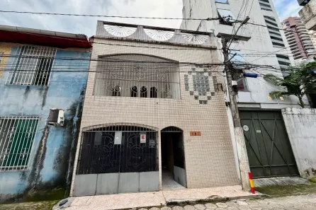 Casa com 4 Quartos à venda, 360m² no Umarizal, Belém