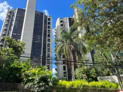 Apartamento com 4 Quartos para venda ou aluguel, 196m² no Santa Helena, Juiz de Fora
