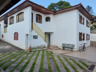 Casa com 3 Quartos à venda, 350m² no Vila Santo Antônio, Cotia