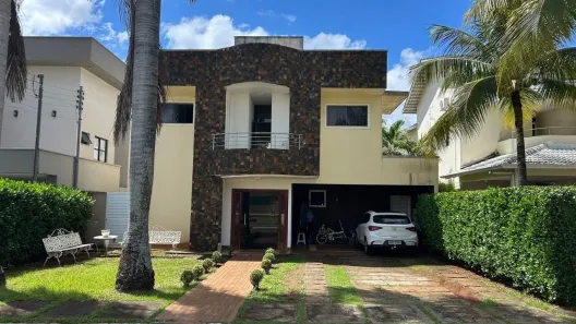 Sobrado com 3 Quartos à venda, 221m² no Jardins Madri, Goiânia
