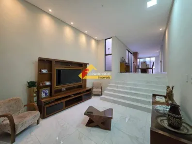 Casa com 3 Quartos à venda, 200m² no Nossa Senhora das Graças, Divinópolis