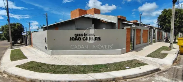 Casa com 2 Quartos à venda, 54m² no Jardim Bougainville, Sinop