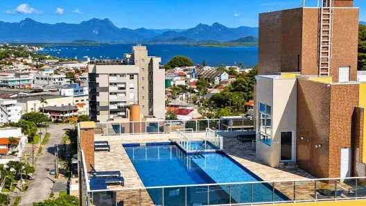 Apartamento com 3 Quartos à venda, 135m² no Centro, Guaratuba
