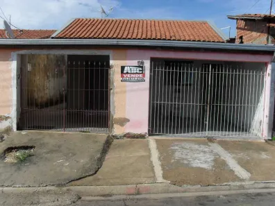 Casa com 2 Quartos à venda, 73m² no Jardim Beto Spana, Cosmópolis