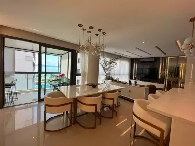 Apartamento com 3 Quartos à venda, 138m² no Centro, Florianópolis
