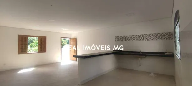 Casa com 2 Quartos para alugar, 75m² no Tijuca, Contagem