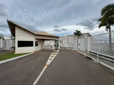 Apartamento com 2 Quartos para alugar, 80m² no Residencial Itatiaia, Anápolis