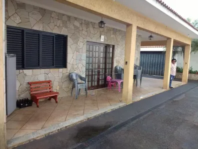 Casa com 3 Quartos à venda, 224m² no Planalto Verde, Ribeirão Preto
