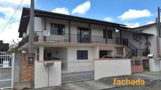Casa com 7 Quartos à venda, 235m² no Morro do Meio, Joinville