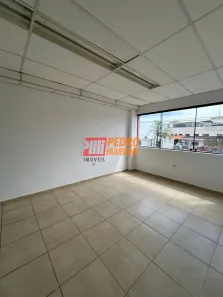 Sala Comercial para alugar, 130m² no Nova Gerty, São Caetano do Sul