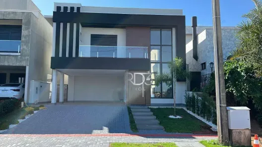 Casa de Condomínio com 3 Quartos para alugar, 214m² no Conjunto Habitacional Alexandre Urbanas, Londrina