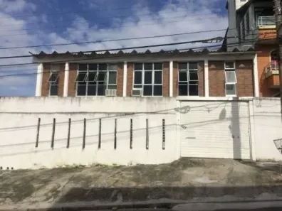 Galpão/Depósito/Armazém à venda, 790m² no Ipiranga, São José