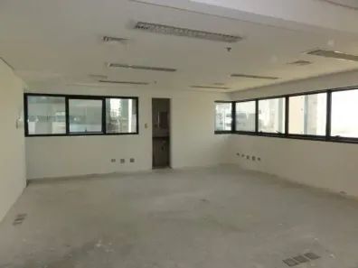 Sala Comercial à venda, 90m² no Vila Olímpia, São Paulo