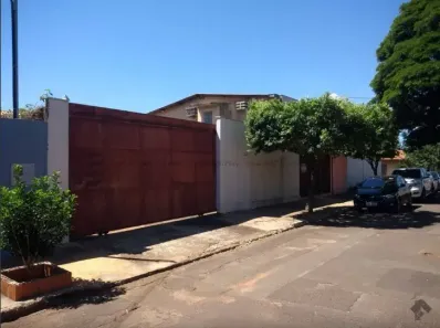 Prédio Comercial com 4 Quartos à venda, 278m² no Vila Palmira, Campo Grande
