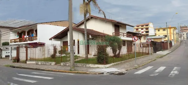 Casa com 3 Quartos à venda, 194m² no Cruzeiro, Caxias do Sul