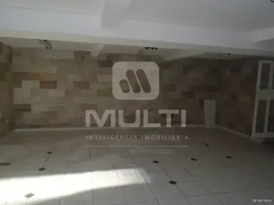 Casa com 1 Quarto à venda, 718m² no Centro, Uberlândia