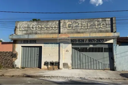 Galpão/Depósito/Armazém à venda, 241m² no Santa Luzia, Barreiras