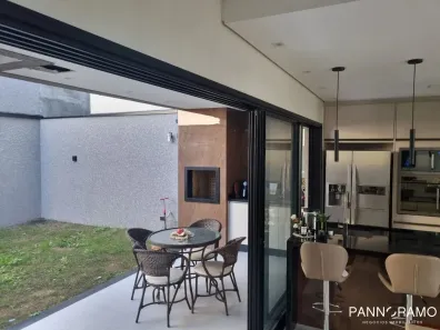 Sobrado com 3 Quartos à venda, 173m² no Capão da Imbuia, Curitiba