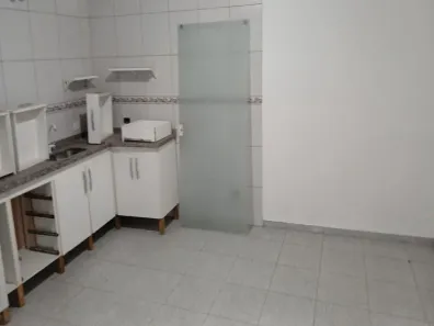 Casa com 3 Quartos para alugar, 100m² no km 18, Osasco