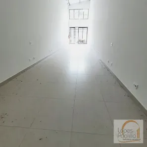 Ponto Comercial para alugar, 80m² no Centro, Atibaia