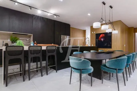 Apartamento com 3 Quartos à venda, 190m² no Itaim Bibi, São Paulo