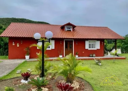 Fazenda/Sítio com 4 Quartos à venda, 110m² no Sambaqui, Florianópolis