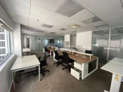 Sala Comercial para alugar, 200m² no Vila Olímpia, São Paulo