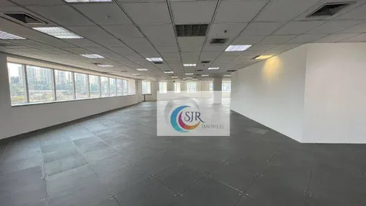 Sala Comercial para alugar, 829m² no Chácara Santo Antônio (Zona Sul), São Paulo