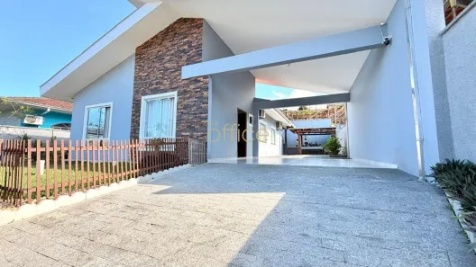 Casa com 3 Quartos à venda, 146m² no Iririú, Joinville