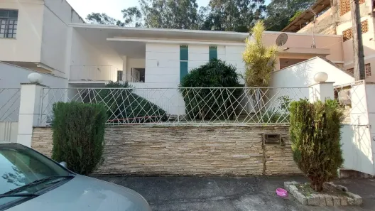 Casa de Condomínio com 3 Quartos à venda, 300m² no Santa Rosa, Niterói
