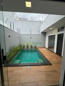 Casa com 3 Quartos à venda, 115m² no Vila Santa Izabel, Maringá