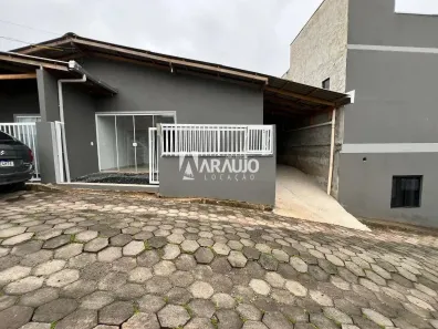 Casa com 2 Quartos para alugar, 60m² no Pocinho, Ilhota