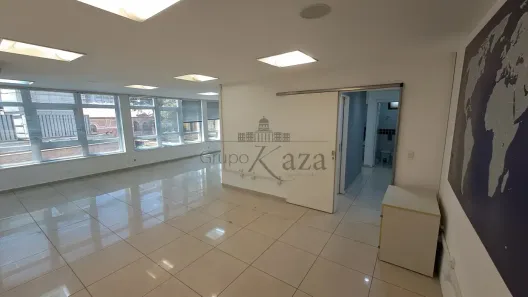 Prédio Comercial com 4 Quartos para alugar, 130m² no Bela Vista, São Paulo