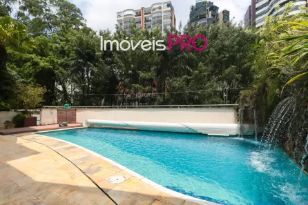 Casa de Condomínio com 4 Quartos à venda, 780m² no Jardim Vitória Régia, São Paulo