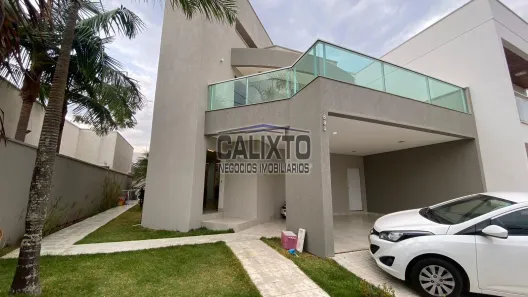 Casa de Condomínio com 3 Quartos à venda, 255m² no Centro, Uberlândia