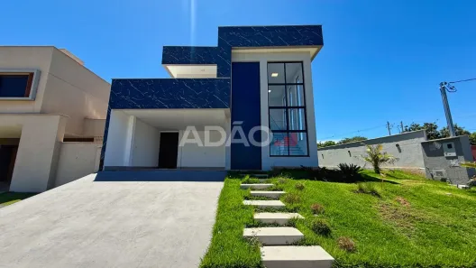 Sobrado com 4 Quartos à venda, 200m² no Jardins Porto, Senador Canedo