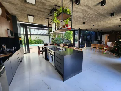 Casa de Condomínio com 4 Quartos à venda, 437m² no Barra, Balneário Camboriú