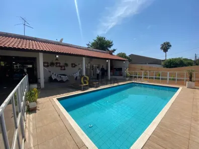 Casa com 3 Quartos à venda, 256m² no Califórnia, Londrina
