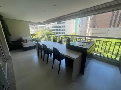 Apartamento com 3 Quartos à venda, 168m² no Água Branca, São Paulo